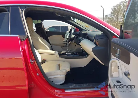 2020 Mercedes-Benz Cla 250 z USA, uszkodzony, nr VIN WDD5J4GB3LN060577